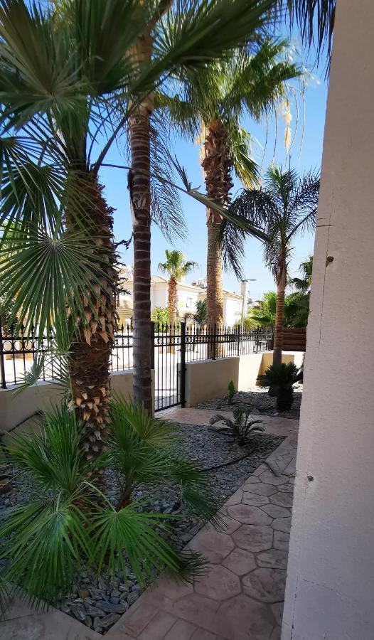 Great Villa Maria Paralimni Esterno foto