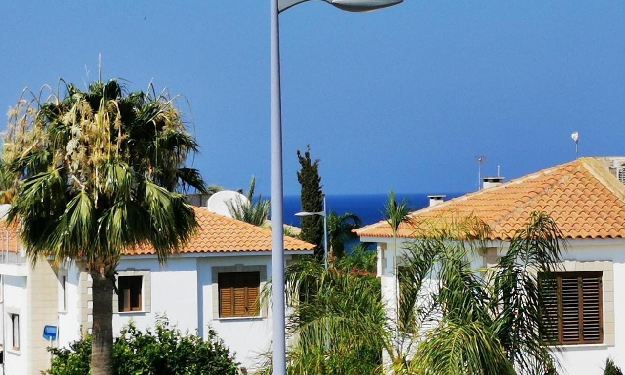 Great Villa Maria Paralimni Esterno foto